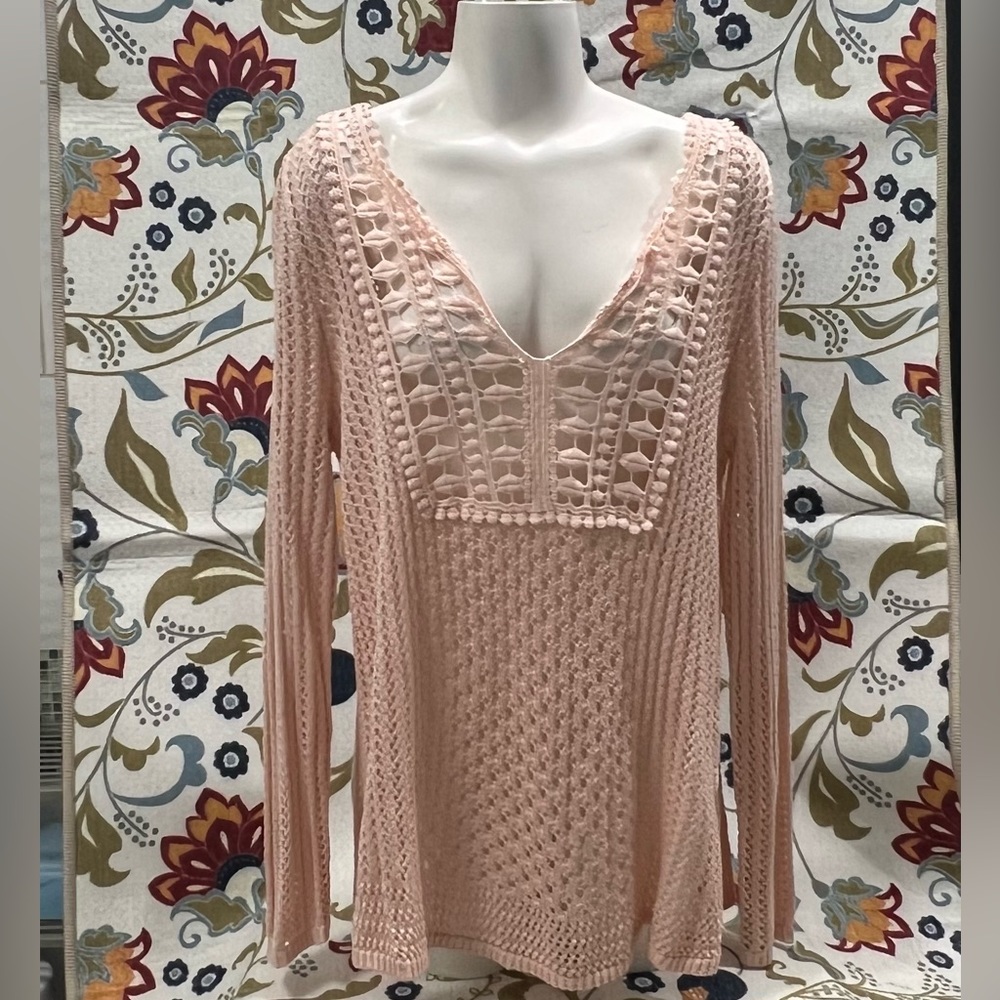 Size L 89th & Madison Sweater